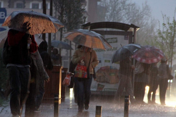 Meteoroloji&#039;den sağanak yağış uyarısı