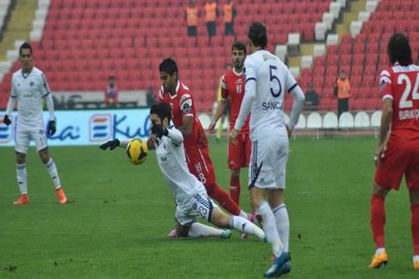 Balıkesirspor, Kasımpaşa&#039;yı 5-3 yendi