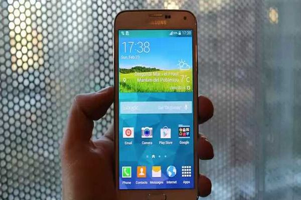 Samsung S5 kullananlara çok önemli uyarı