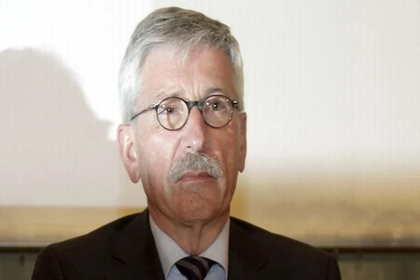 Thilo Sarrazin yuhalandı