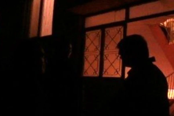 Evlerindeki esrarengiz notla şaşkına döndüler
