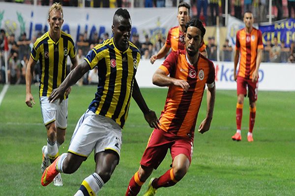 Galatasaray Fenerbahçe&#039;yi 2-1 mağlup etti