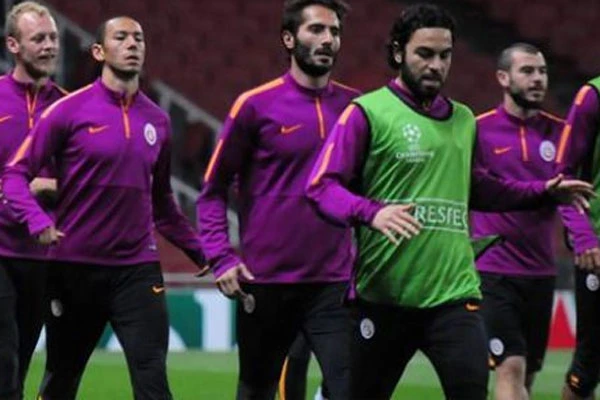 Arsenal maçı öncesi Selçuk kadrodan çıkarıldı