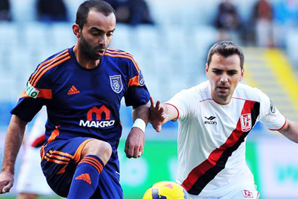 İstanbul Başakşehir, Balıkesirspor&#039;u 1-0 yendi