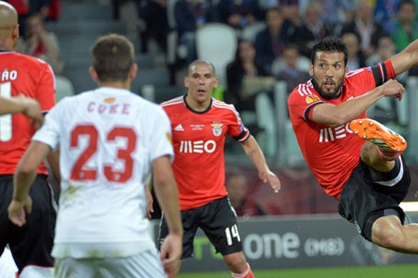 Sevilla Benfica&#039;yı penaltılarda devirdi