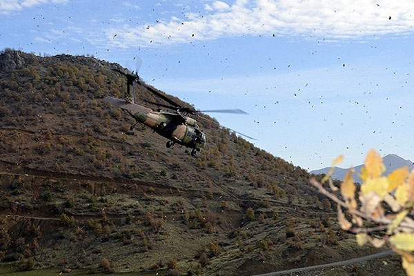 Şırnak&#039;ta 8 terörist Habur Sınır Kapısı&#039;ndan teslim oldu