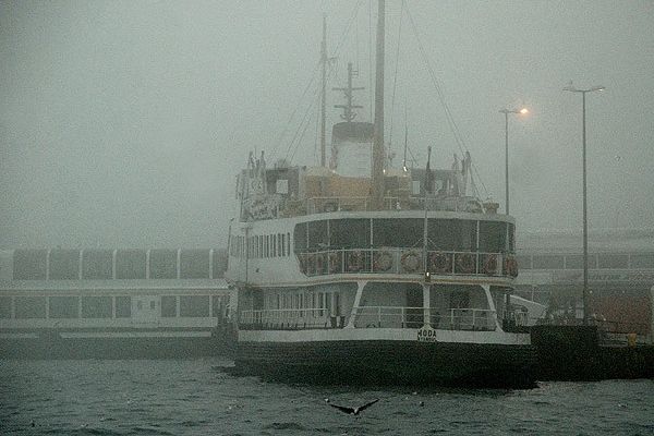 İstanbul&#039;da vapur seferleri yeniden iptal