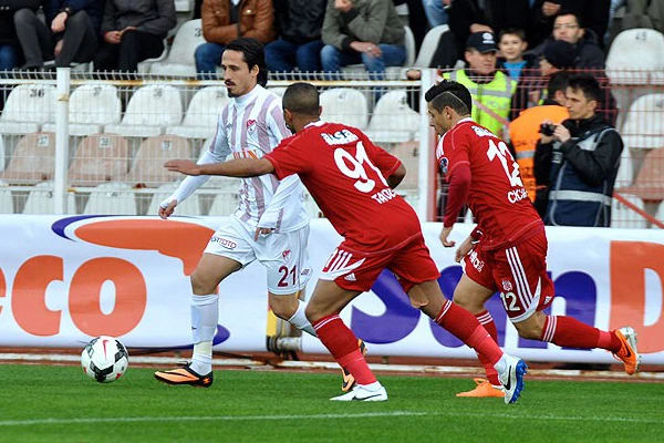 Elazığspor, Sivasspor&#039;u 3-1 yendi