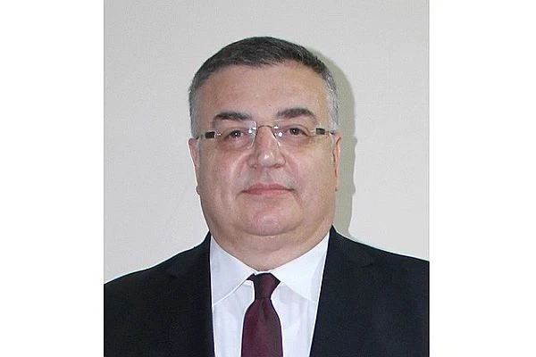Kırklareli belediye başkanlığını Siyam Kesimoğlu kazandı