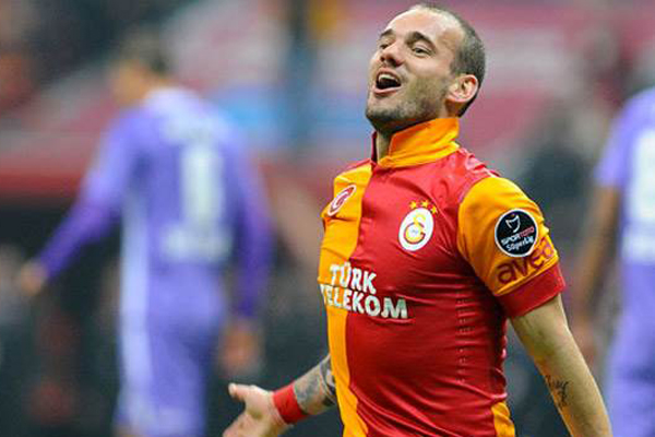 Wesley Sneijder, Sivasspor maçı sonrası fena patladı