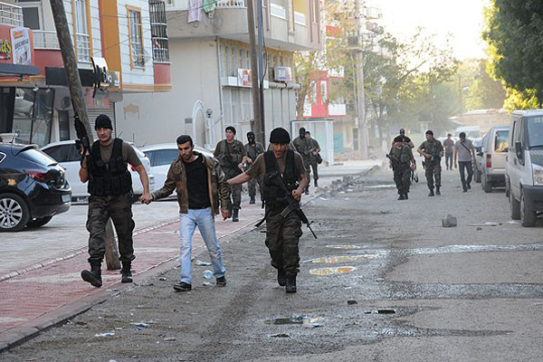 Batman, Siirt ve Mardin&#039;de sokağa çıkma yasağı kaldırıldı