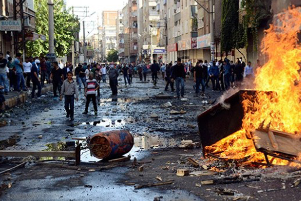 HDP&#039;den yeni bir &#039;sokağa çıkın&#039; çağrısı daha