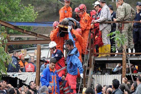 Fransızlar Soma faciasıyla dalga geçti