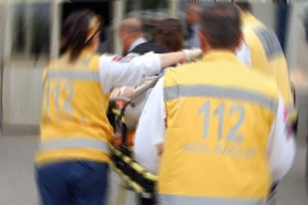 Kız arkadaşını rahatsız eden genci sopayla komalık etti