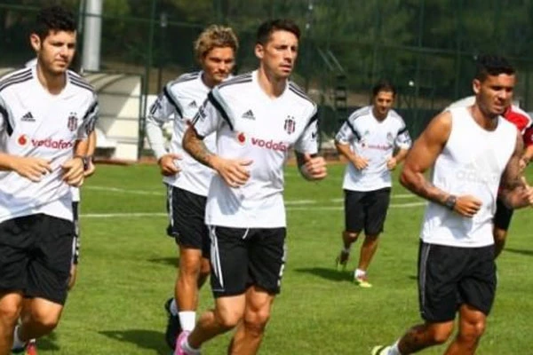 Beşiktaş Sosa'nın bonservisini aldı
