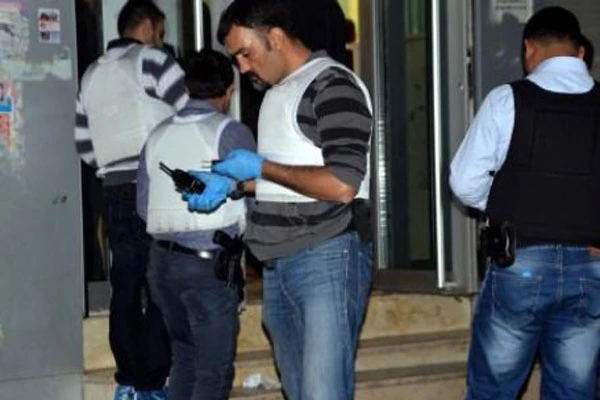 PTT şubesinde silahlı soygun