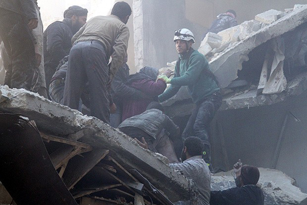 Esad güçlerinin saldırılarında 138 kişi öldü