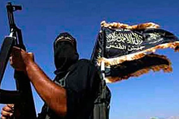 Suriye Irak sınırında büyük çatışma, onlarca ölü var