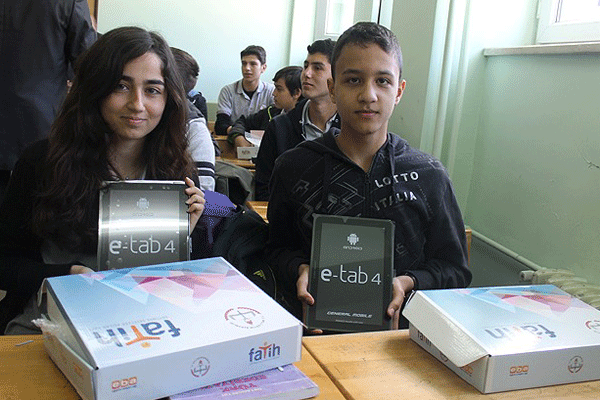 FATİH projesiyle 732 bin tablet dağıtıldı