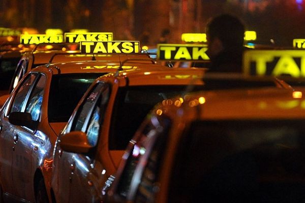 Artık taksi şoförleri psikoloji eğitimi alacak