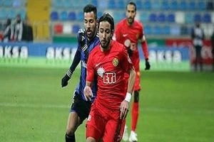 Tarık Çamdal yuvada kaldı