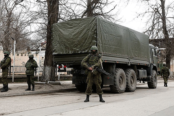 Rusya&#039;dan Ukrayna sınırında tehlikeli tatbikat