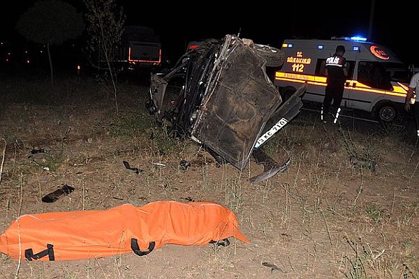 Tatvan&#039;da korkunç kaza, 5 ölü