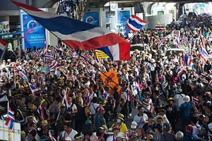 Tayland&#039;da 60 günlük olağanüstü hal, uygulanmaya girdi