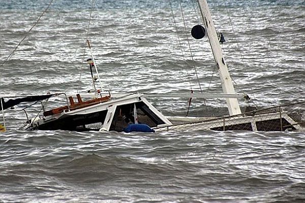 Madagaskar&#039;da tekne battı, 15 ölü