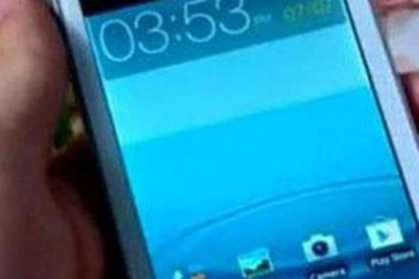 Telefon sipariş etti kulaklık ve kablo çıktı