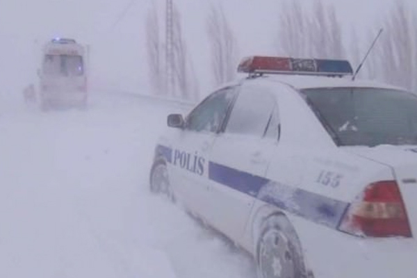 TEM&#039;de trafik kazası, 1 ölü