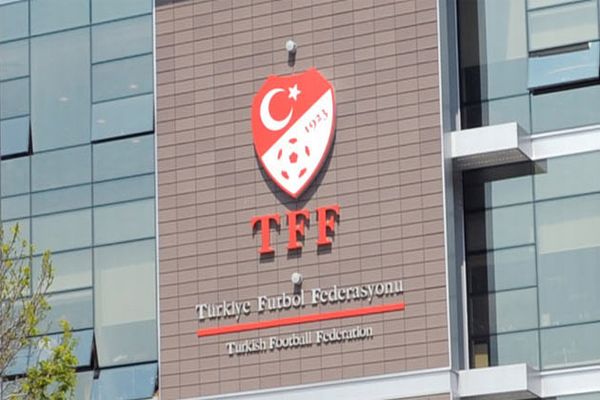 Yeni kriz kapıda! TFF, UEFA ve FIFA&#039;yı tanımadı!