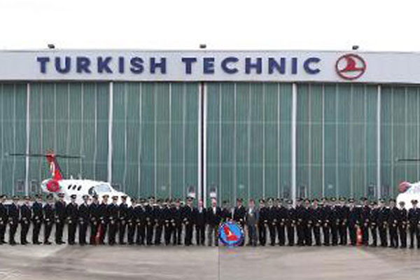 THY&#039;nin yeni pilotları brövelerini taktı