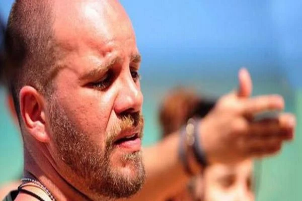 Survivor'da şok! Acun Ilıcalı, Tolga Karel'i diskalifiye etti