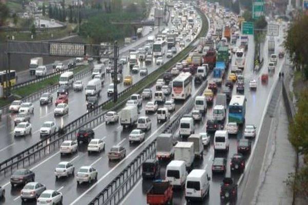İstanbul'da artan trafik çilesinin nedeni belli oldu!