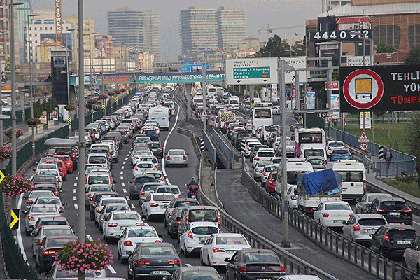 Trafiğe kayıtlı araç sayısı 18,5 milyonu aştı