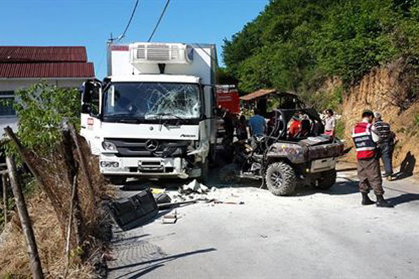 Ali Şen&#039;in torunu, trafik kazasında öldü