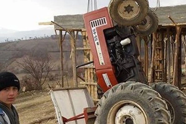 Çocukların traktör kaçamağı acı sonla bitti