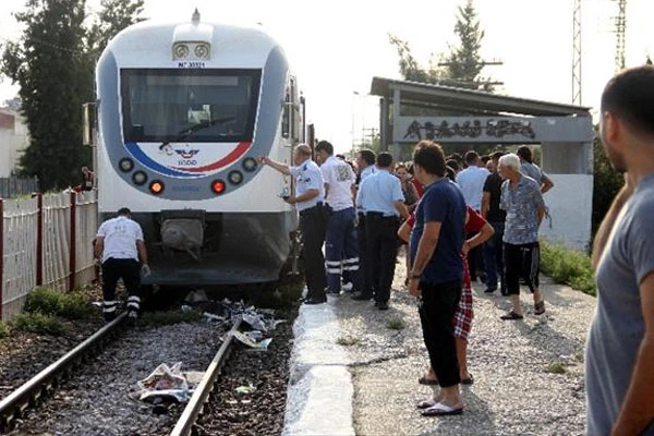 'Tren ne zaman gelecek' dedi önüne atladı