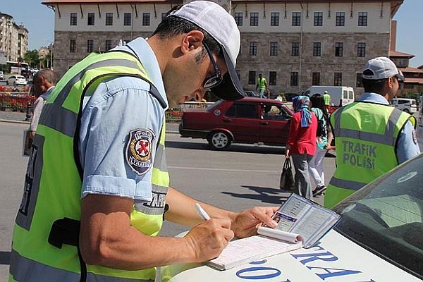 Bayram tatilinde trafik önlemleri artırılıyor