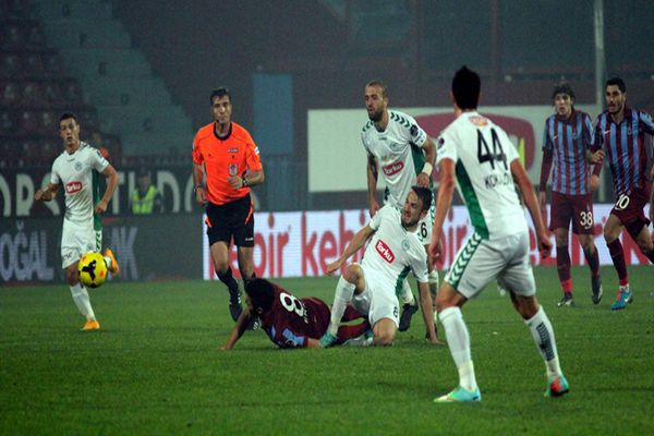 Trabzonspor, Torku Konyaspor’u 3-2 mağlup etti