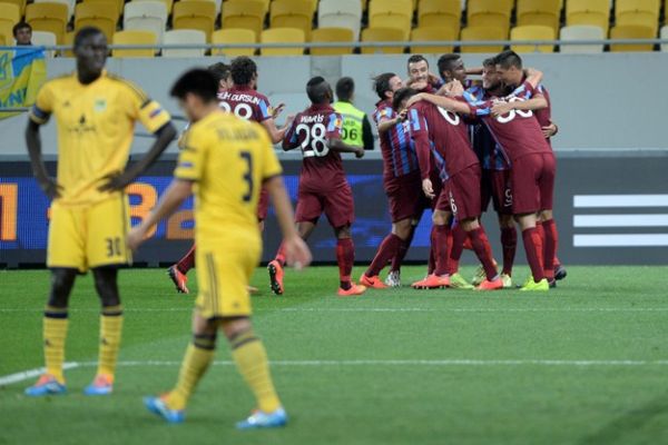 Trabzonspor, deplasmanda Metalist Kharkiv'i 2-1 yendi