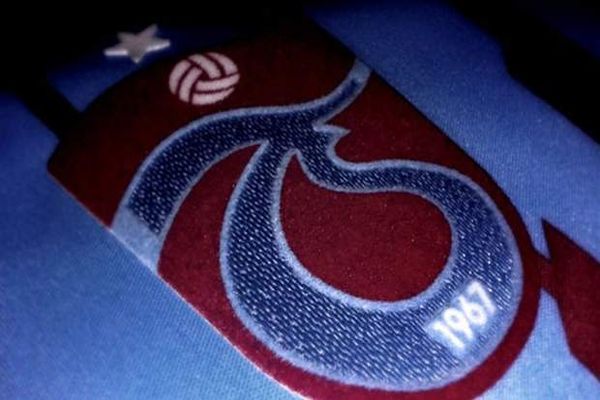 Trabzonspor&#039;da istifa depremi!