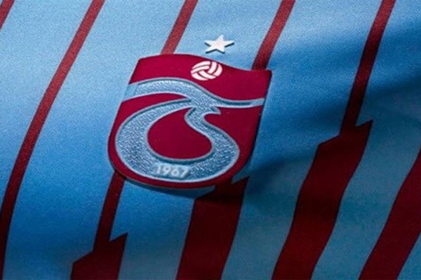 Trabzonspor milli futbolcuyu KAP&#039;a bildirdi