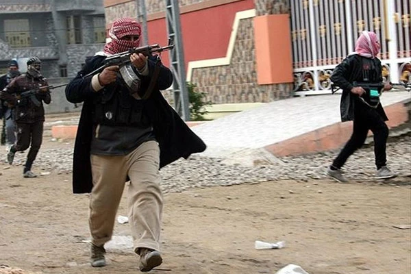 IŞİD Tuzhurmatu'da 3 köyü ele geçirdi