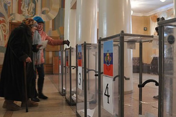 Ukrayna&#039;da ayrılıkçılar Başkanlarını seçti