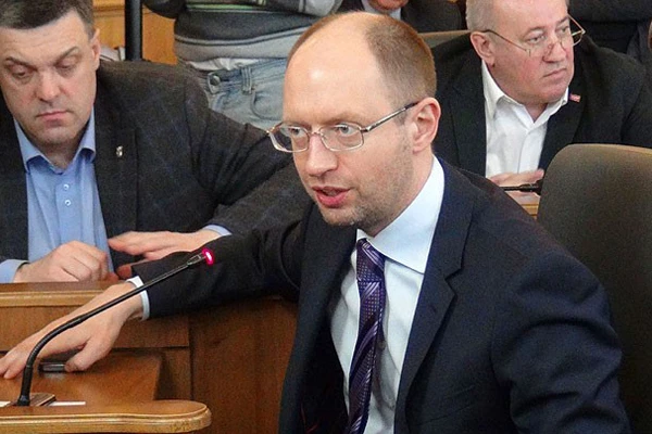 Ukrayna'da Başbakan Yatsenyuk oldu
