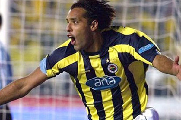 Van Hooijdonk yuvaya geri dönüyor