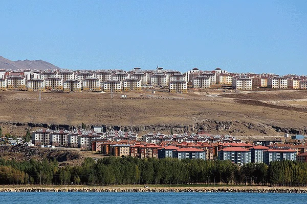 Van Valisi'den Feyzioğlu'na jet yalanlama