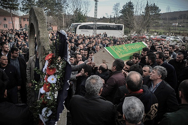 Vedat Şahin&#039;in cenazesi toprağa verildi